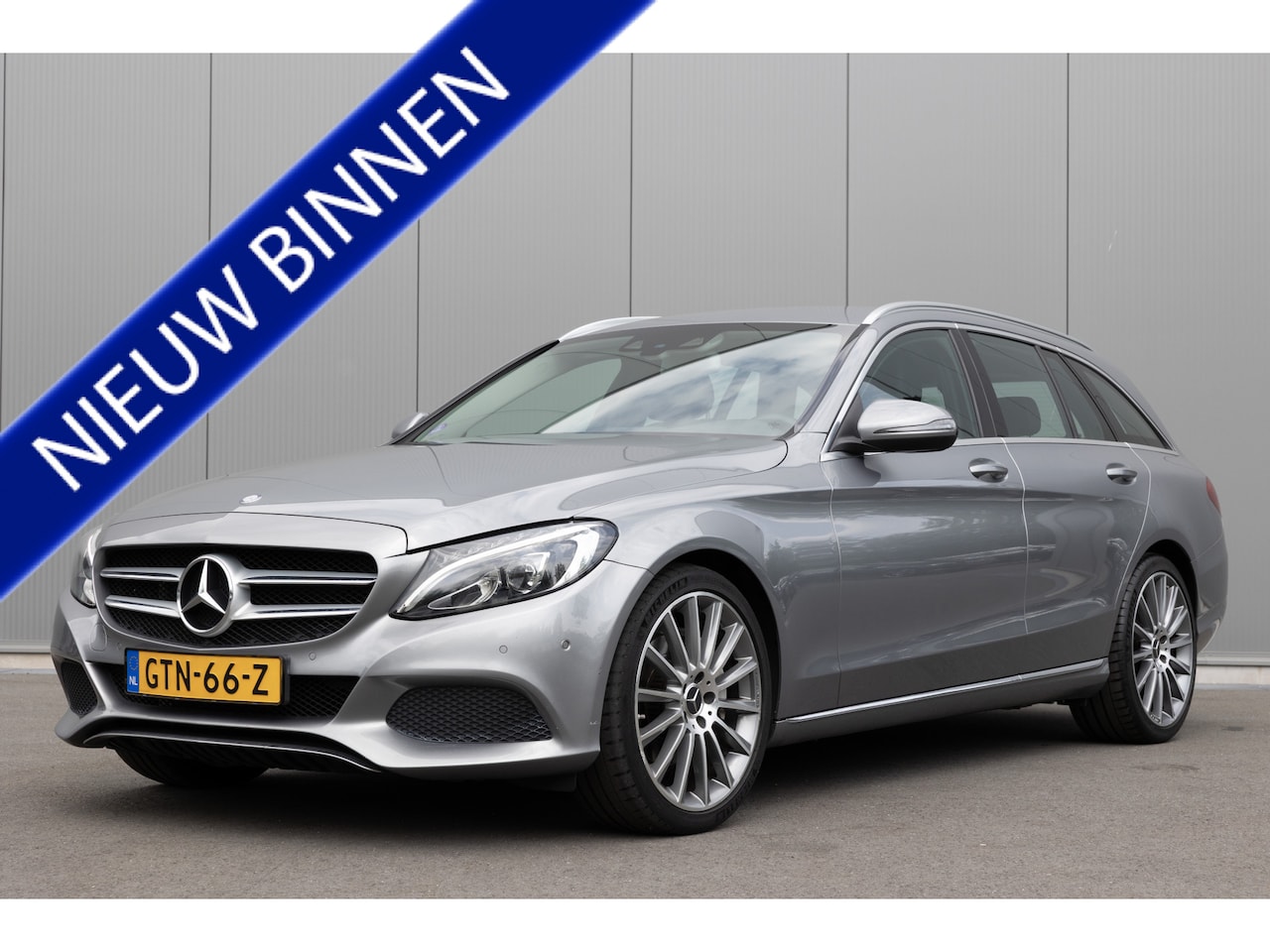 Mercedes-Benz C-klasse - 250 | KEYLESS | NAVI | TREKHAAK | CRUISE - AutoWereld.nl