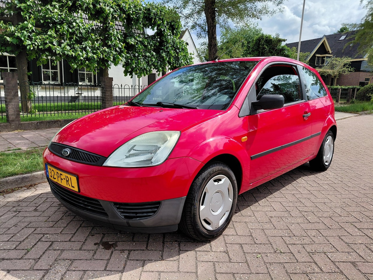 Ford Fiesta - 1.3-8V Style 1.3-8V Style - AutoWereld.nl