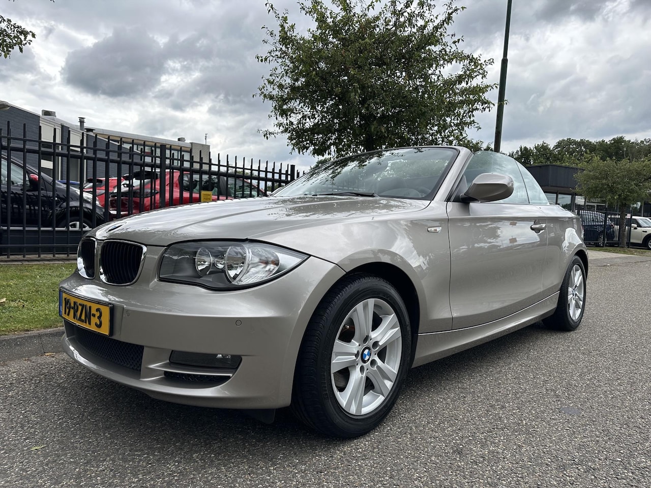 BMW 1-serie Cabrio - (e87) 118i 143pk Aut Clima Navi Mooi en Perfect 34.249 KM - AutoWereld.nl