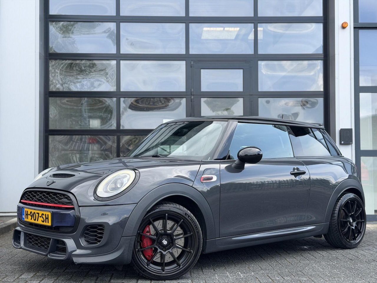 MINI John Cooper Works - Mini 2.0 231PK+ JCW / H&K / LED / LU - AutoWereld.nl