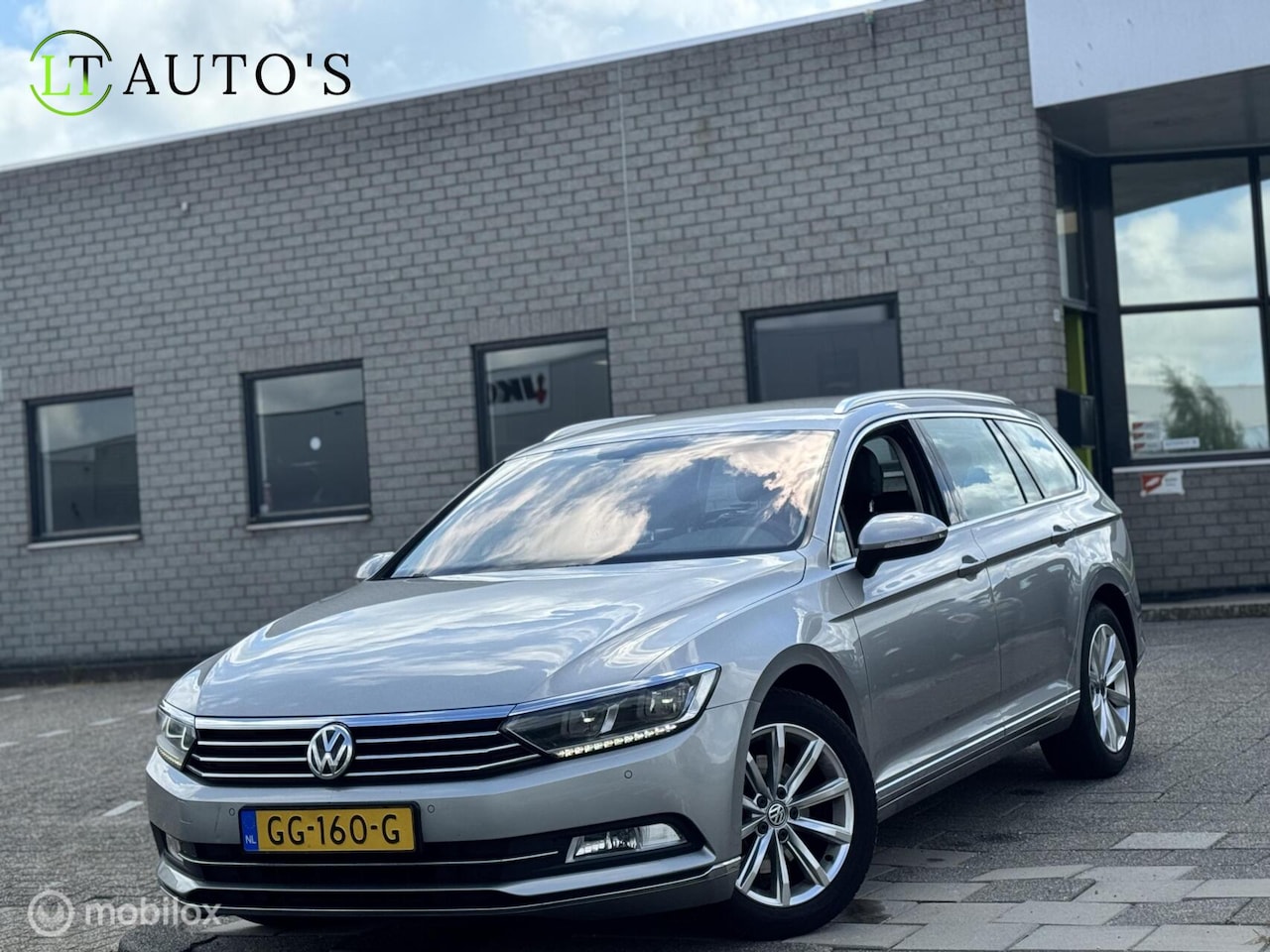 Volkswagen Passat Variant - 1.6 TDI Highline|DSG Leer Navi LED - AutoWereld.nl