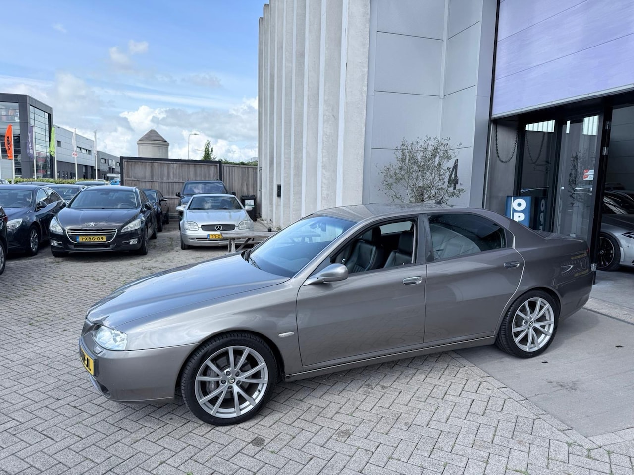 Alfa Romeo 166 - 3.0 V6 Distinctive AUTOMAAT! LIEFHEBBERS AUTO! INRUIL MOGELIJK! - AutoWereld.nl