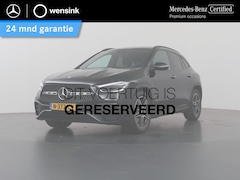 Mercedes-Benz GLA-Klasse - 180 Business Solution AMG | Night | Trekhaak | Panoramadak | Memory | Multibeam |
