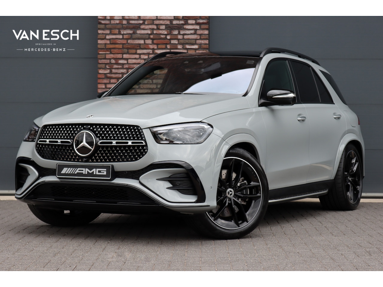 Mercedes-Benz GLE-Klasse - 400 e 4MATIC AMG Line Premium+ | Luchtvering | Distronic+ | Massage | Soft-Close | Vlakken - AutoWereld.nl