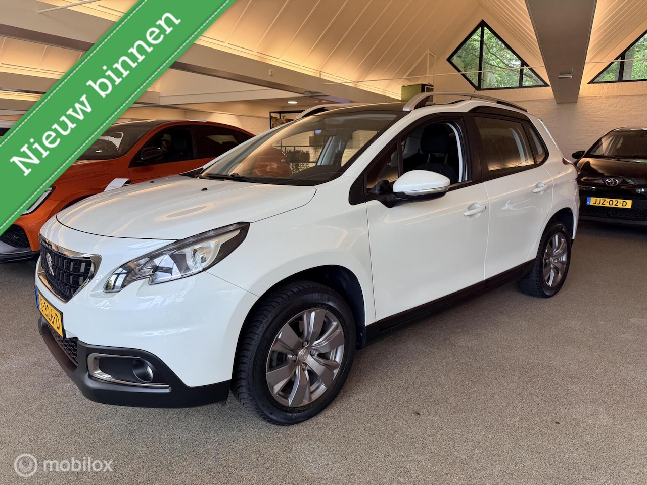 Peugeot 2008 - 1.2 PureTech Active 1.2 PureTech Active - AutoWereld.nl