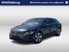 Volkswagen Arteon Shooting Brake - 1.4 TSI eHybrid 218pk R-Line DSG Automaat / Navigatie Pro / Panorama schuifdak / LM 19 inc