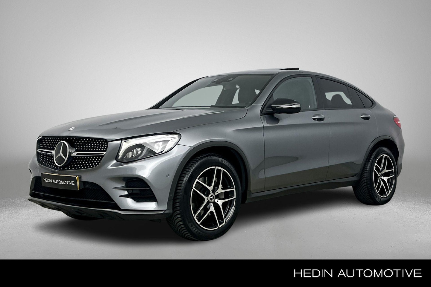 Mercedes-Benz GLC-klasse Coupé - GLC 250 Automaat 4MATIC AMG Line | Nightpakket | Schuifdak | Distronic | Standkachel | LED - AutoWereld.nl