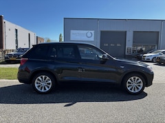 BMW X3 - xDrive28i High Executive Harman Kardon, panodak, leder volle AUTO