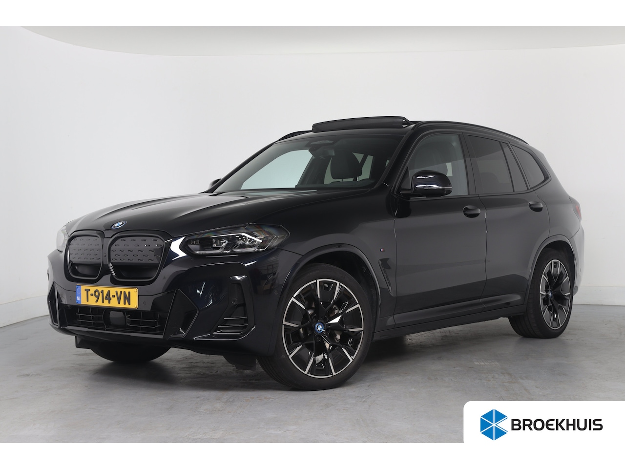 BMW iX3 - High Executive 80 kWh | 1e Eigenaar! | Dealer Onderhouden! | Open Dak | M-Pakket | Trekhaa - AutoWereld.nl