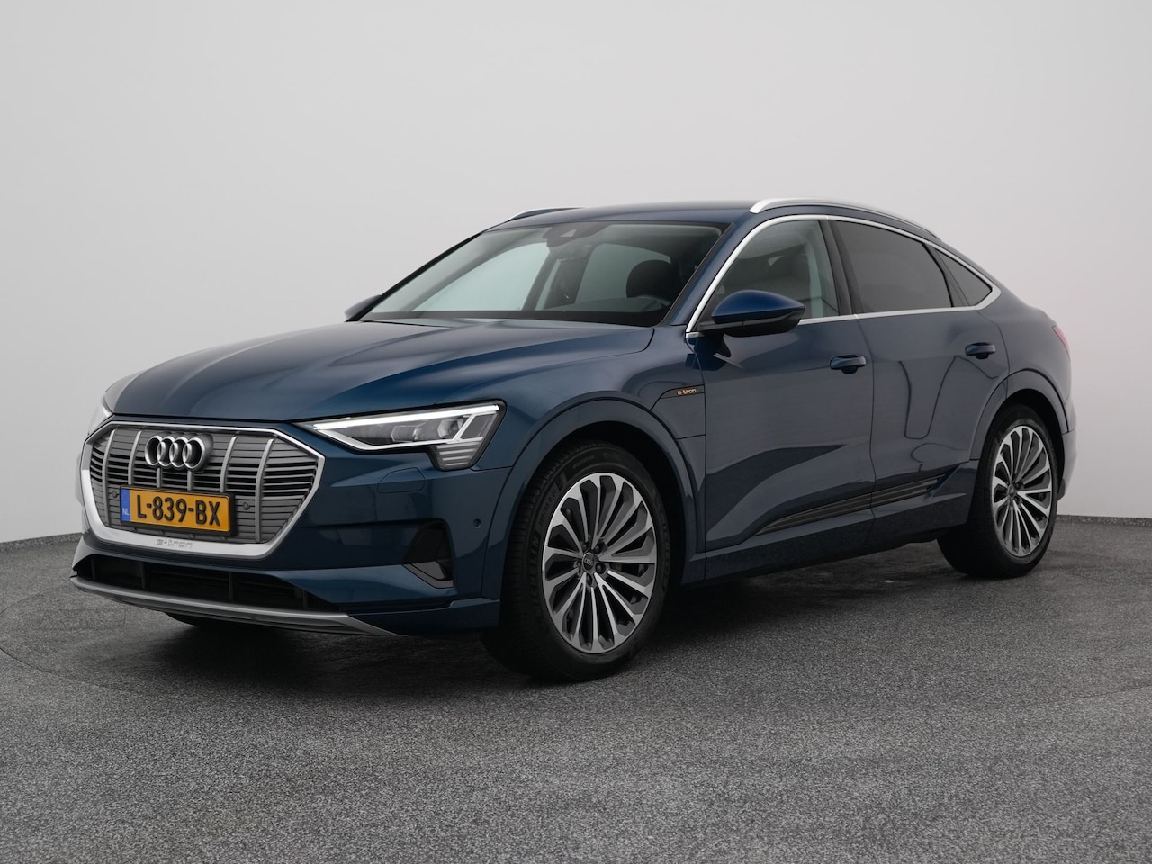 Audi e-tron Sportback - 50 quattro Business edition 71 kWh | NAVI | MEMORY | LUCHTVERING - AutoWereld.nl