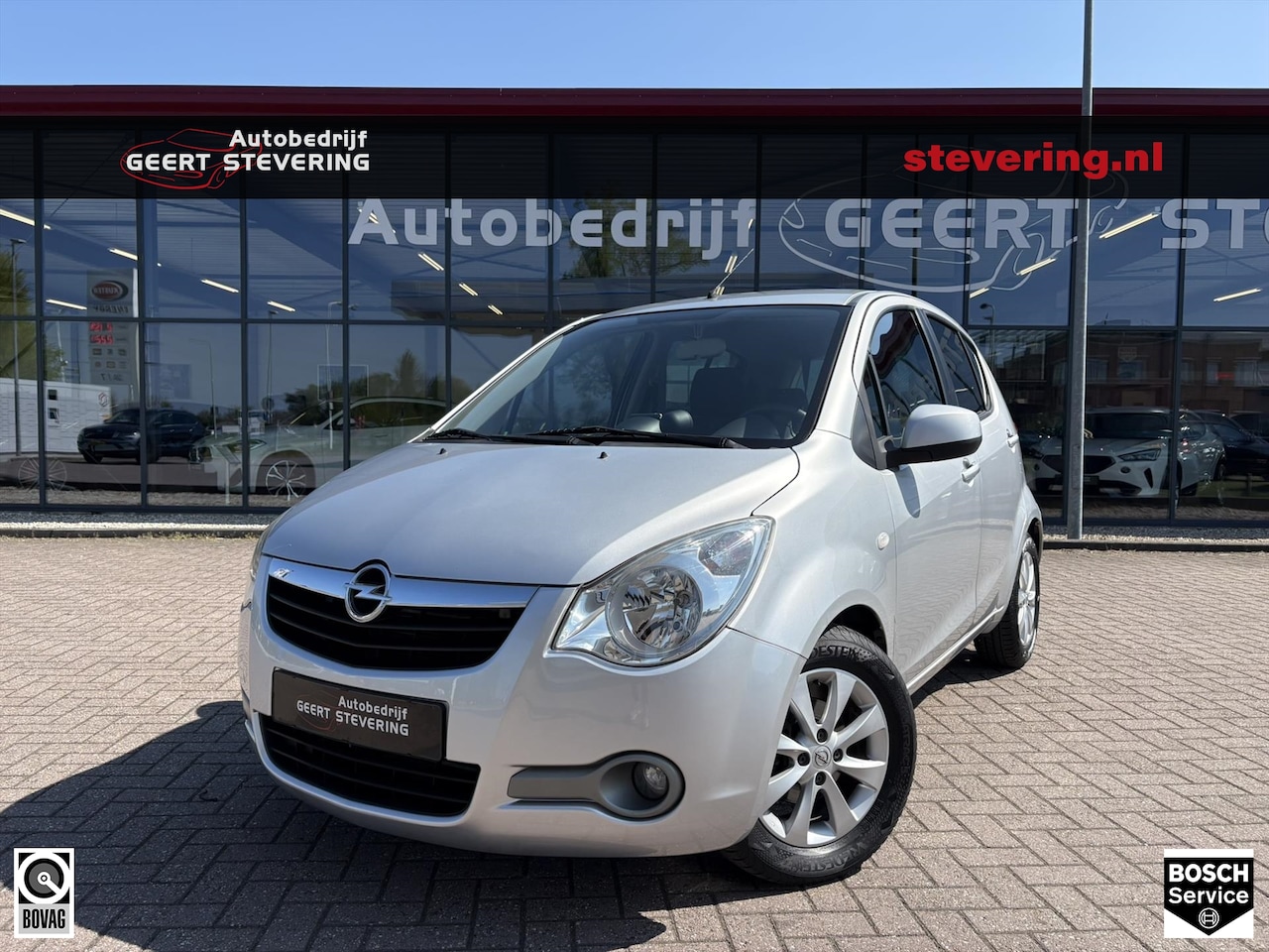Opel Agila - 1.0 12V / Airco / Hoge in/uit-stap / 4 seizoensbanden - AutoWereld.nl