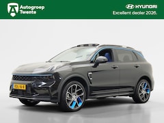 Lynk & Co 01 - 1.5 | 360 Camera | Zwarte hemel | Panoramadak