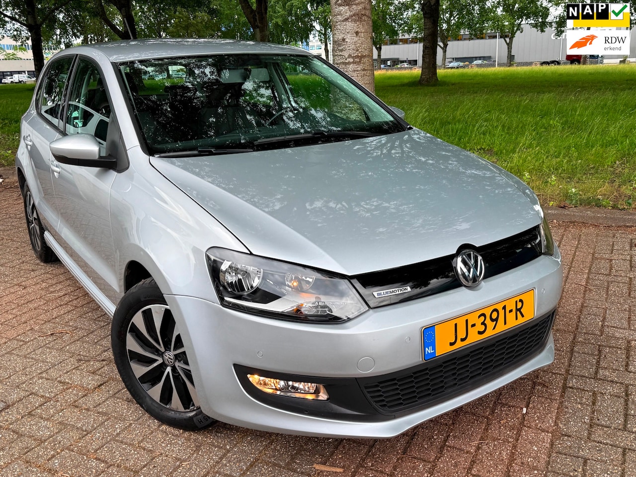 Volkswagen Polo - 1.0 Bluemotion Edition nap automaat - AutoWereld.nl