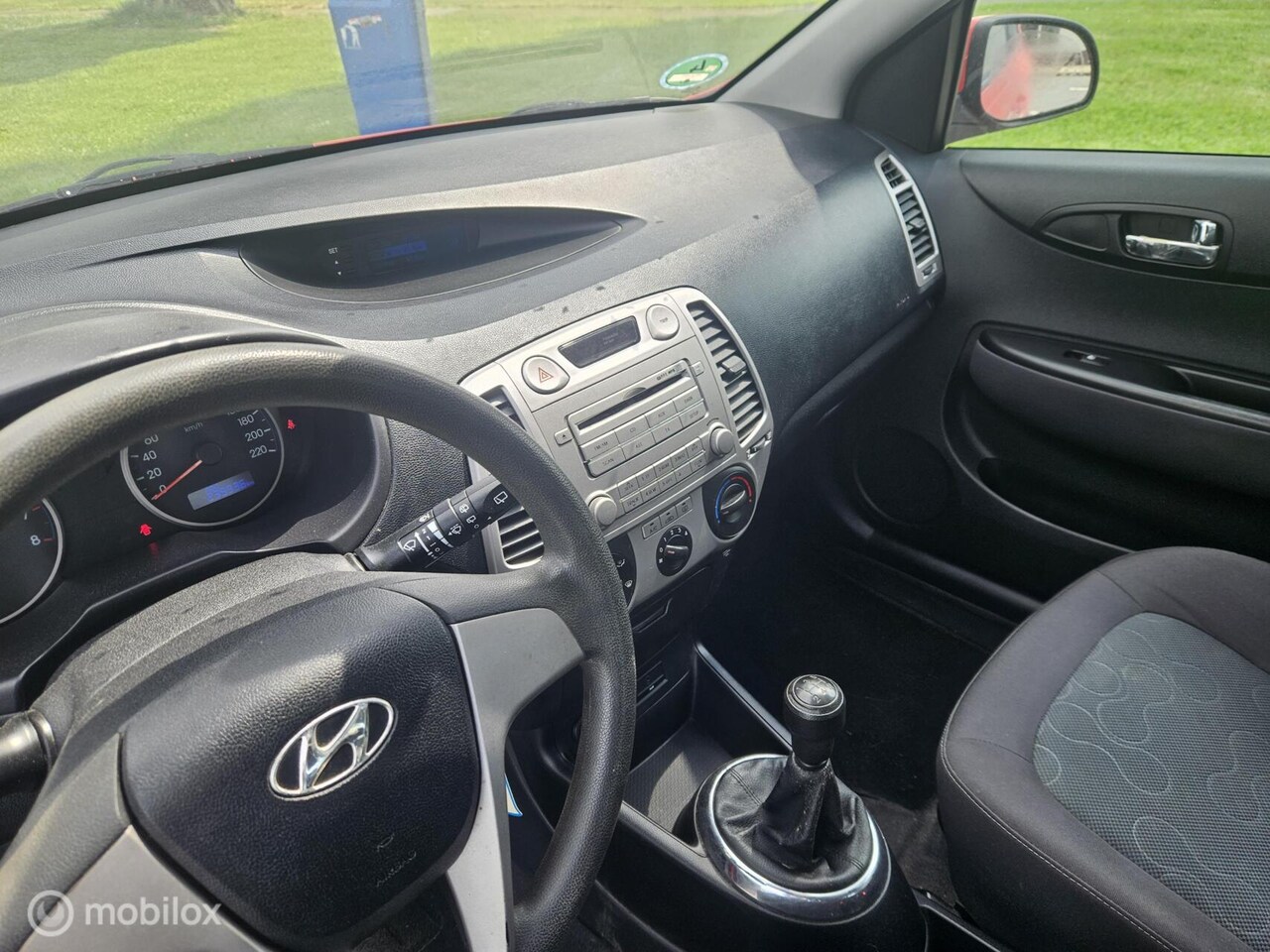 Hyundai i20 - 1.2i Business Edition airco lm wielen el ramen