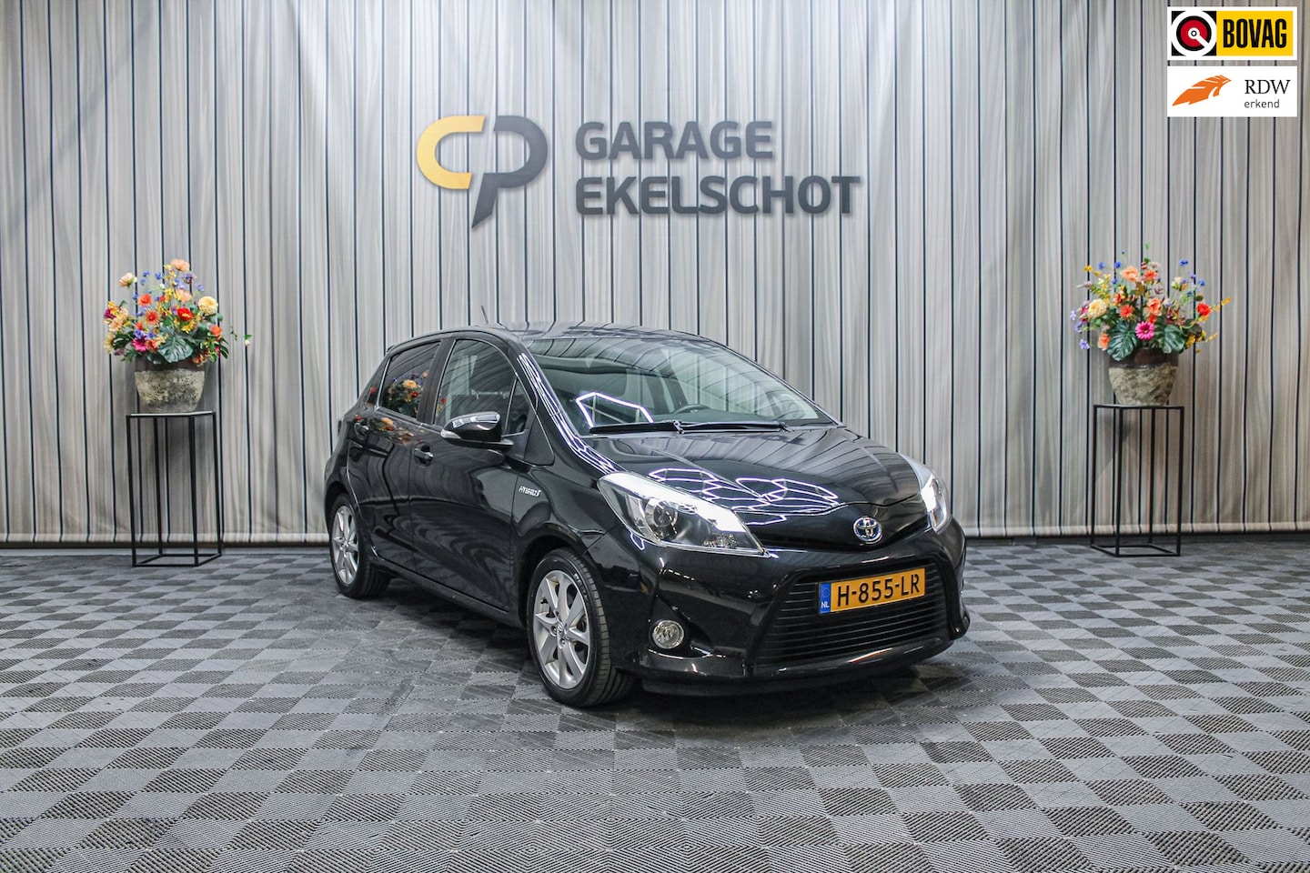 Toyota Yaris - 1.5 Full Hybrid Dynamic|Camera|Trekhaak|Cruise - AutoWereld.nl