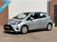 Toyota Yaris - 1.0 VVT-i Comfort Navi Camera PDC