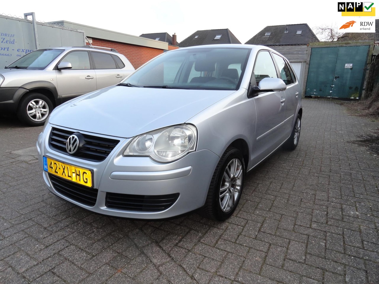Volkswagen Polo - 1.4-16V Optive 5DRS AIRCO - AutoWereld.nl