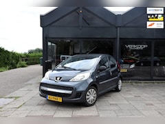 Peugeot 107 - 1.0-12V Accent Carplay Parkeersensoren Navigatie
