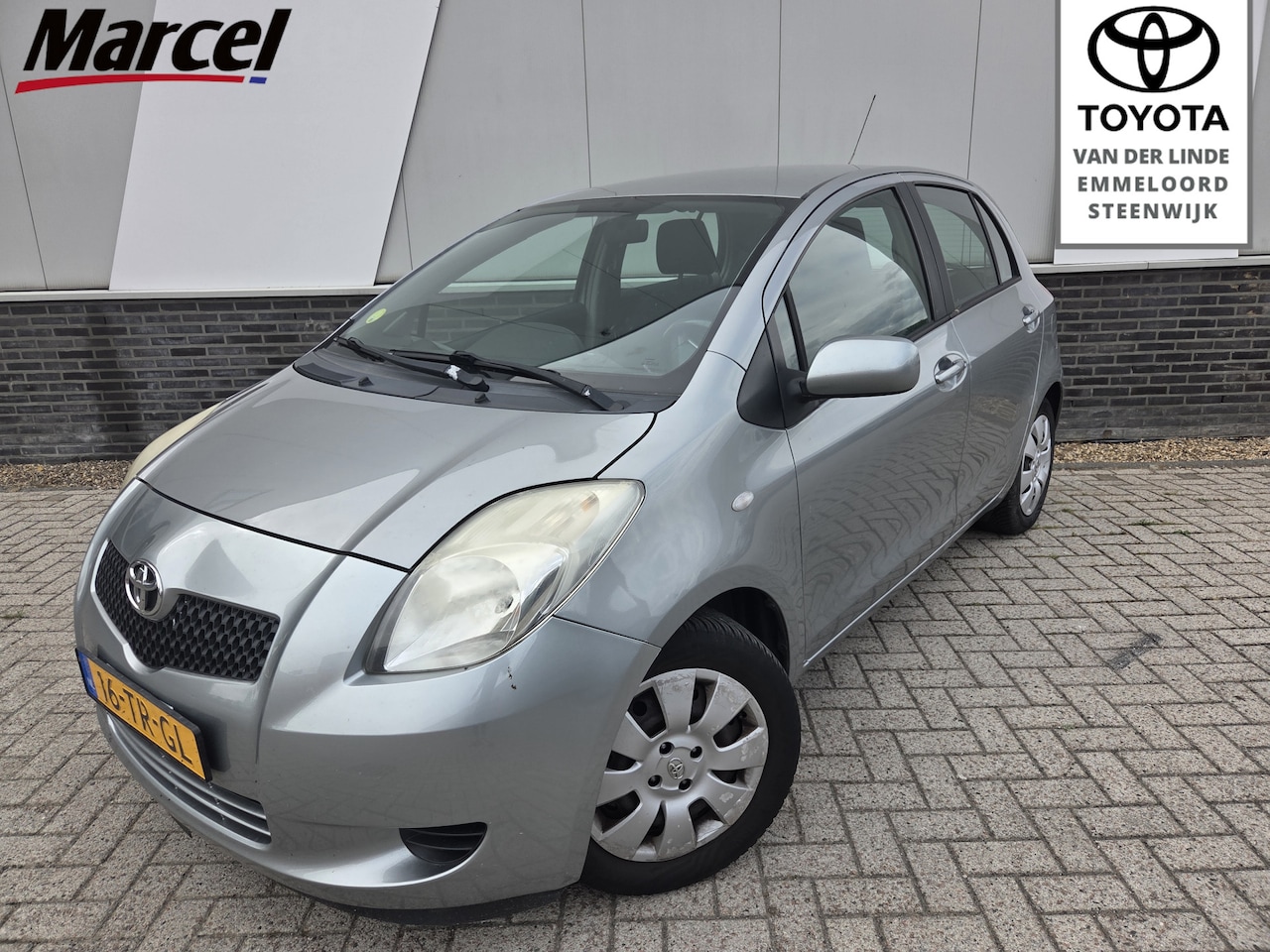 Toyota Yaris - 1.3 VVTi Sol MMT 1.3 VVTi Sol MMT - AutoWereld.nl