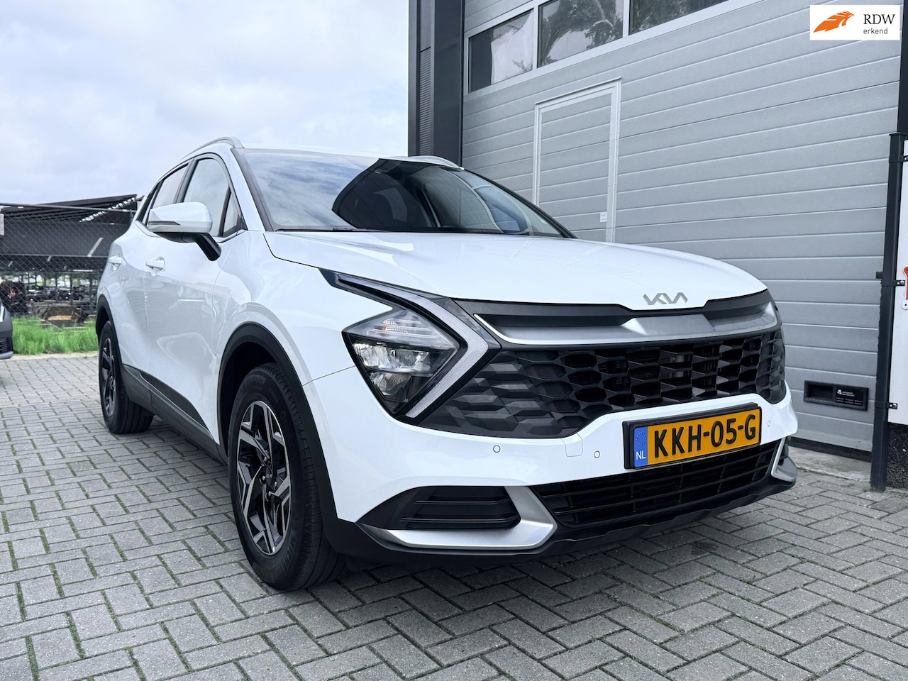 Kia Sportage - 1.6 T-GDi MHEV DynamicLine - LED - Achteruitrijcamera - Apple CarPlay / Android Auto - Stu - AutoWereld.nl