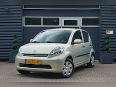 Daihatsu Sirion 2 - 1.3-16V 5DRS Comfort AUTOMAAT AIRCO TREKHAAK NAP