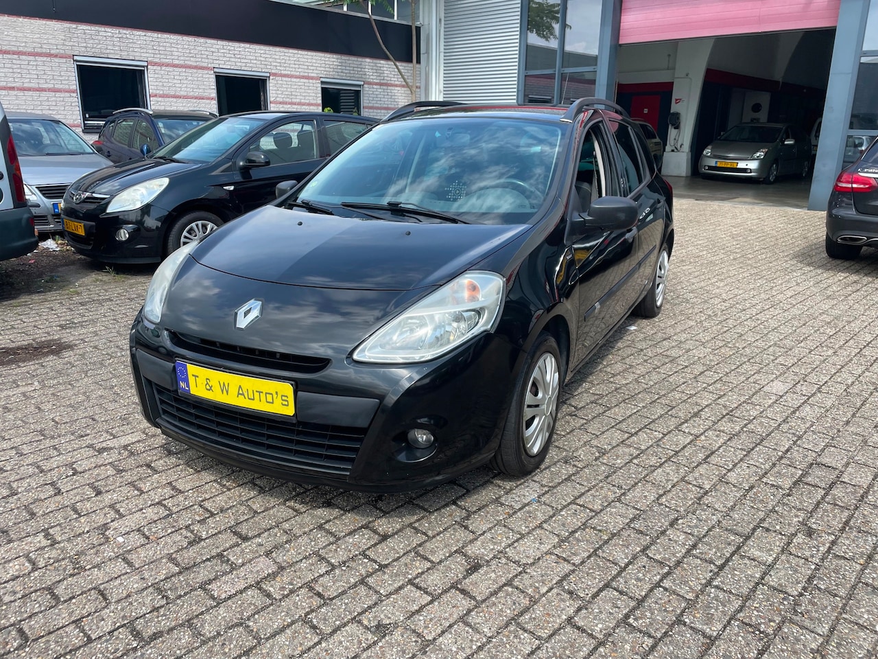 Renault Clio Estate - 1.2 TCE 20th Anniversary 1.2 TCE 20th Anniversary - AutoWereld.nl