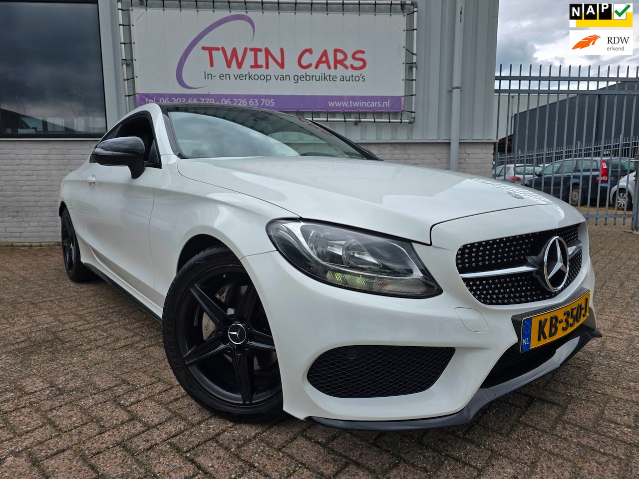 Mercedes-Benz C-klasse Coupé - 180 AMG NIGHT NAVI - AutoWereld.nl