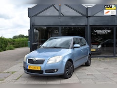 Skoda Fabia - 1.6-16V Ambiente Automaat