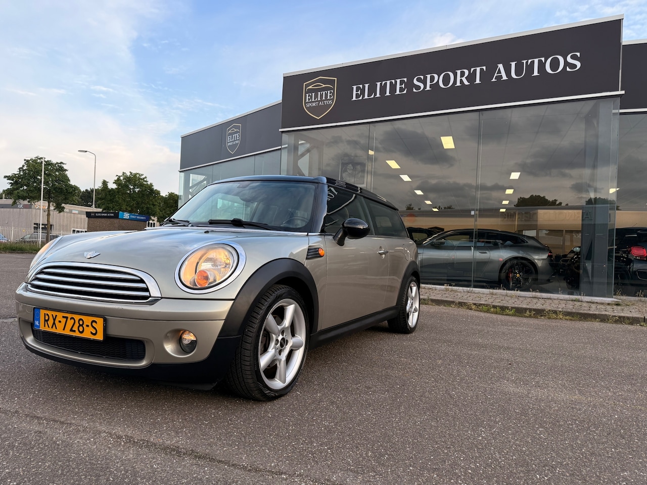 MINI Clubman - 1.6 Cooper I Leer I Airco I - AutoWereld.nl