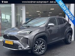 Toyota Yaris Cross - 1.5 Hybrid Explore Parkeersensoren V+A | verwarmde stoelen | 17 inch | Keyless entry | Cli