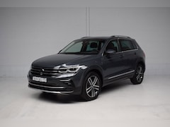 Volkswagen Tiguan - 1.4 TSI eHybrid ELEGANCE SOH / VIRTUAL / HEAD-UP / CAMERA / IQ-LIGHT / SFEERVERLICHTING /
