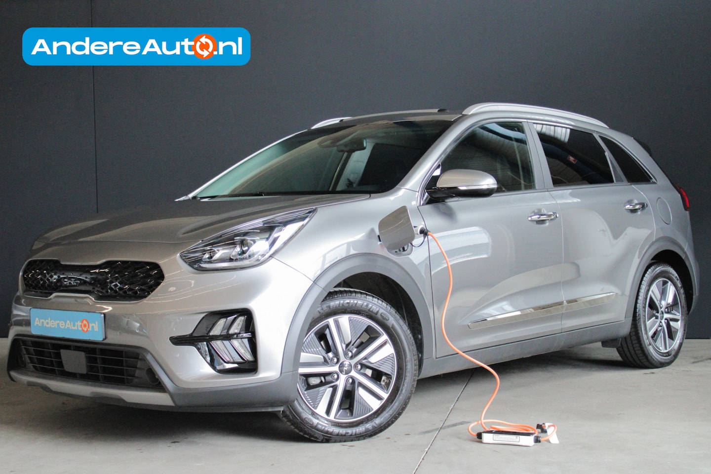 Kia Niro - 1.6 GDi PHEV DynamicPlusLine |trekhaak|stoel/stuurverwarming|schuif/kanteldak| - AutoWereld.nl