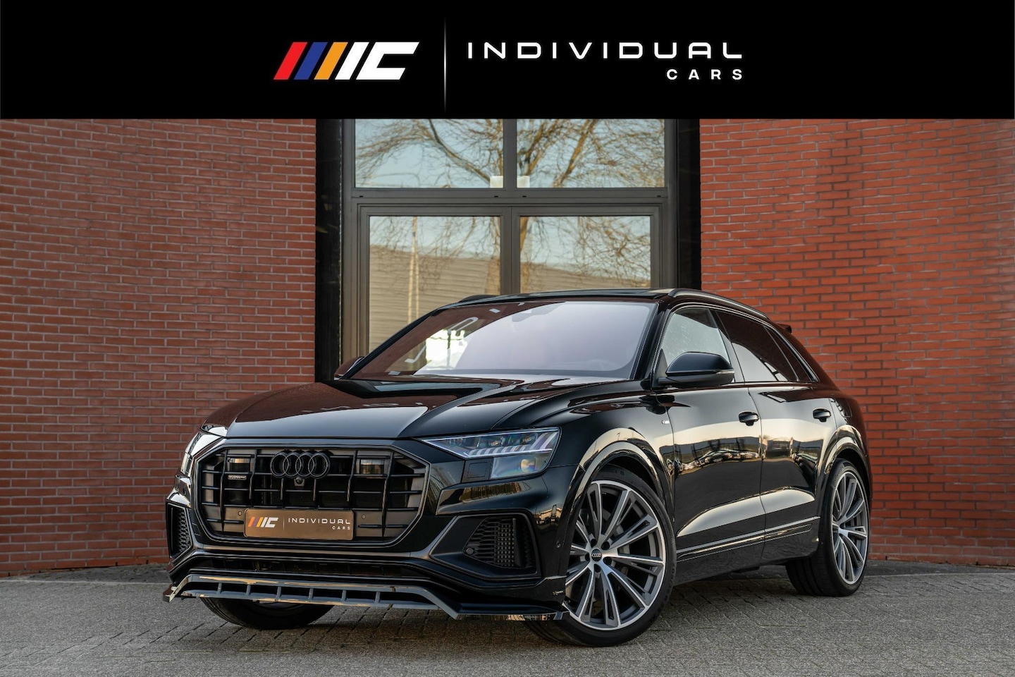 Audi Q8 - 55 TFSI e quattro S-Line Nightvision Softclose SQ8 - AutoWereld.nl