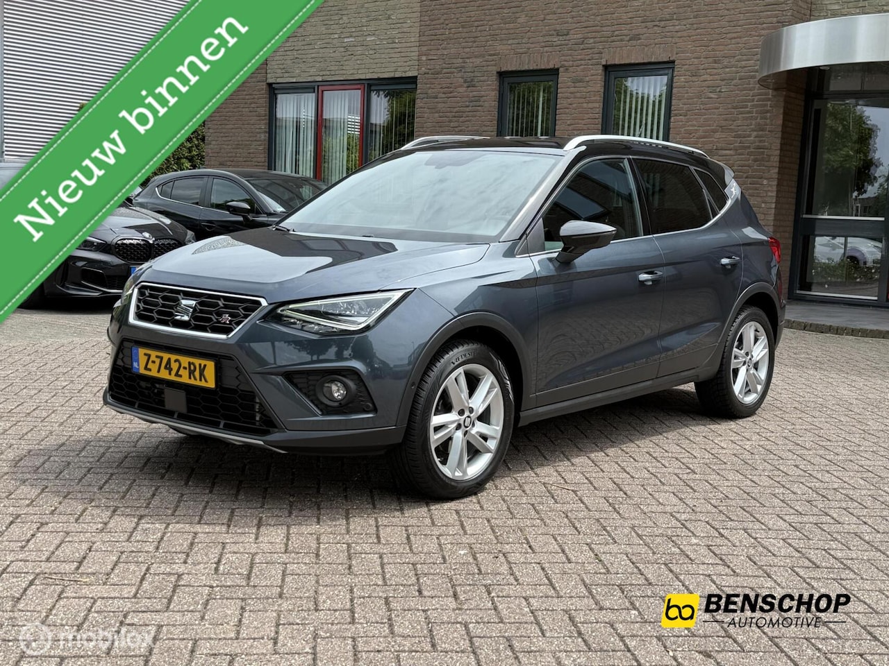 SEAT Arona - 1.0 TSI FR Navi Carplay Camera Automaat LED ACC Keyles Stoelv Trekhaak - AutoWereld.nl