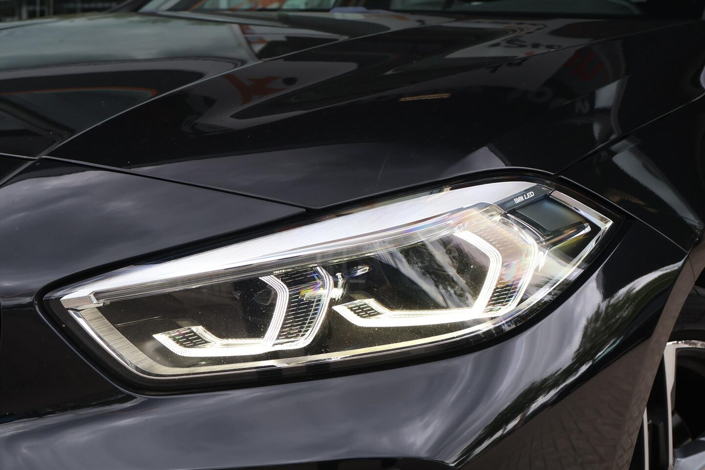 BMW 1-serie - (f40) 118i M-Sport 136pk | Virtual | Navigatie | Cruise | Climate | LED | Sfeer | Carplay - AutoWereld.nl