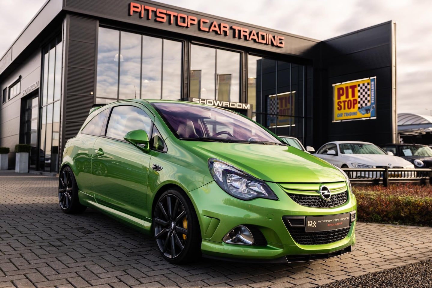 Opel Corsa - 1.6-16V Turbo OPC Nürnburgring Edition 1.6-16V Turbo OPC Nürnburgring Edition, 211 PK, Nieuwstaat, Volleder! - AutoWereld.nl