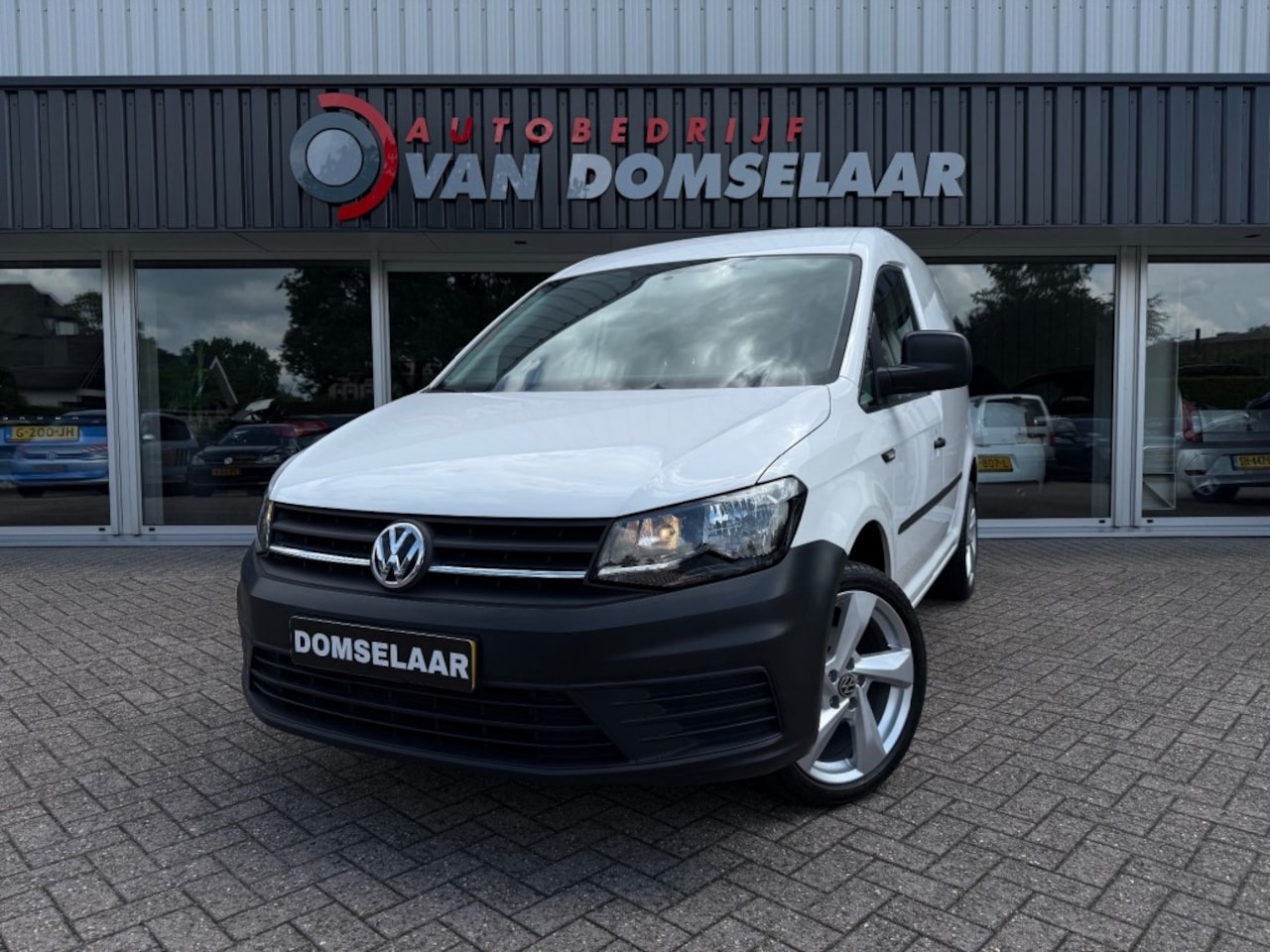 Volkswagen Caddy - 2.0 TDI L1H1 BMT Trendline - EX BTW NL Auto Navi Bluetooth Park. Sens. Achter - AutoWereld.nl