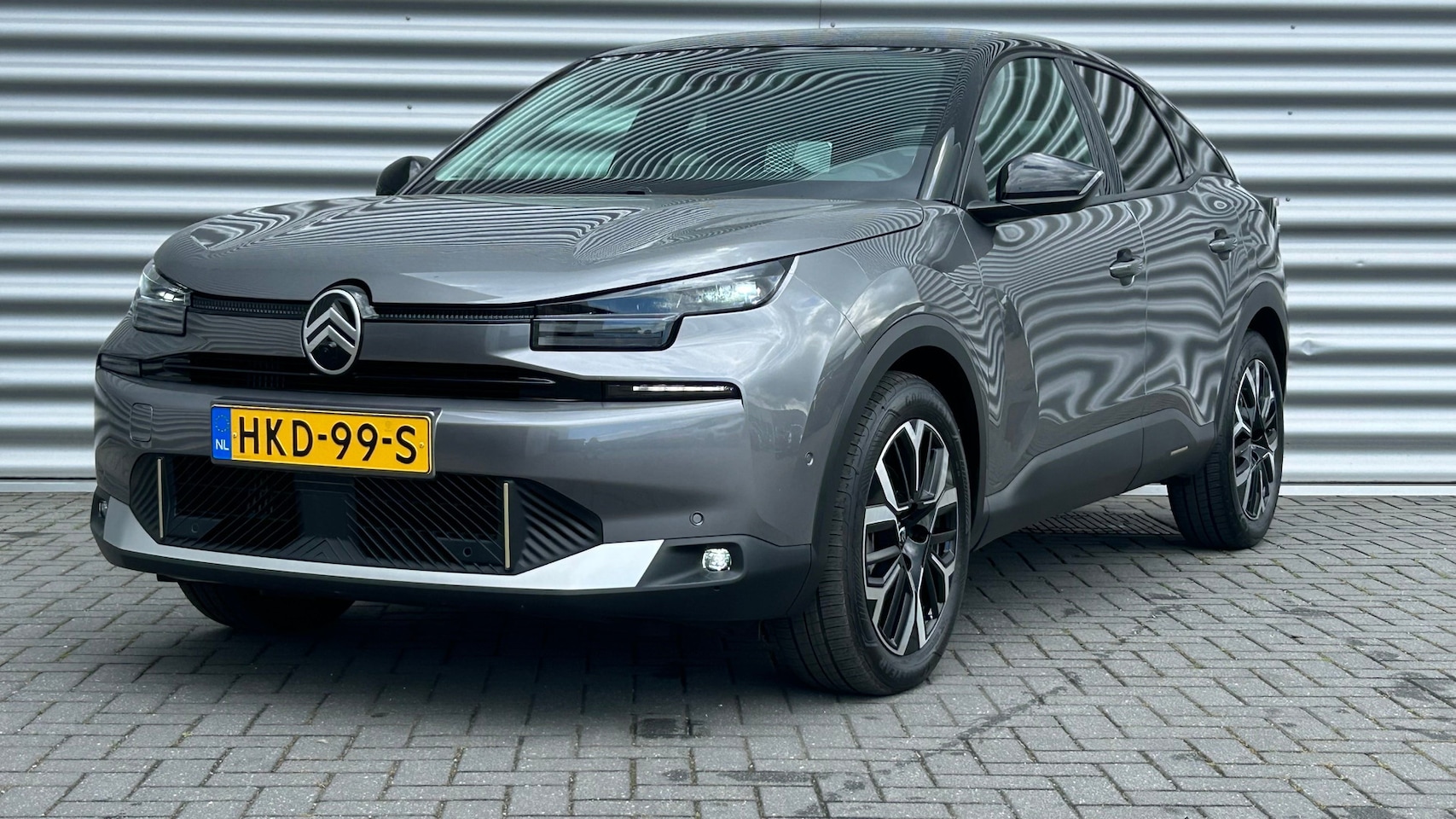 Citroën C4 - 1.2 HYBRID 136PK MAX AUTOMAAT / NAVI / LEDER / CLIMA / LED / PDC / 18" LMV / CAMERA / KEYL - AutoWereld.nl