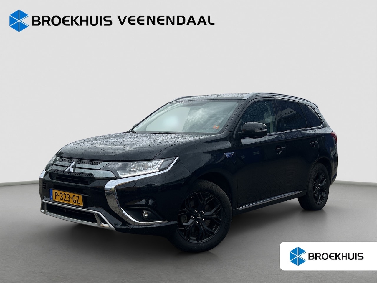 Mitsubishi Outlander - 2.4 PHEV Intense+ | Trekhaak | Stoelverwarming | Camera | Cruise Control - AutoWereld.nl
