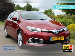 Toyota Auris Touring Sports - 1.8 136pk Hybrid Executive automaat ECC/cruise/navi/camera/PDC