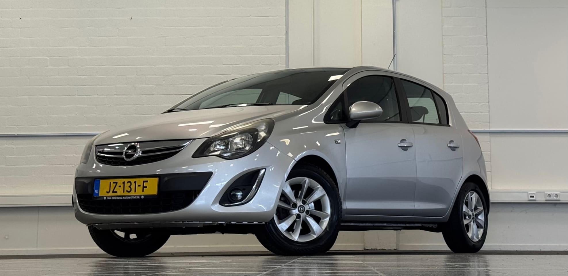 Opel Corsa - 1.2i 16V Design Edition Trekhaak Airco Android Garantie - AutoWereld.nl