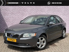 Volvo S40 - 2.0 Sport 145pk | Bi-xenon adaptief | parkeersensoren achter | Trekhaak | verwarmde voorst