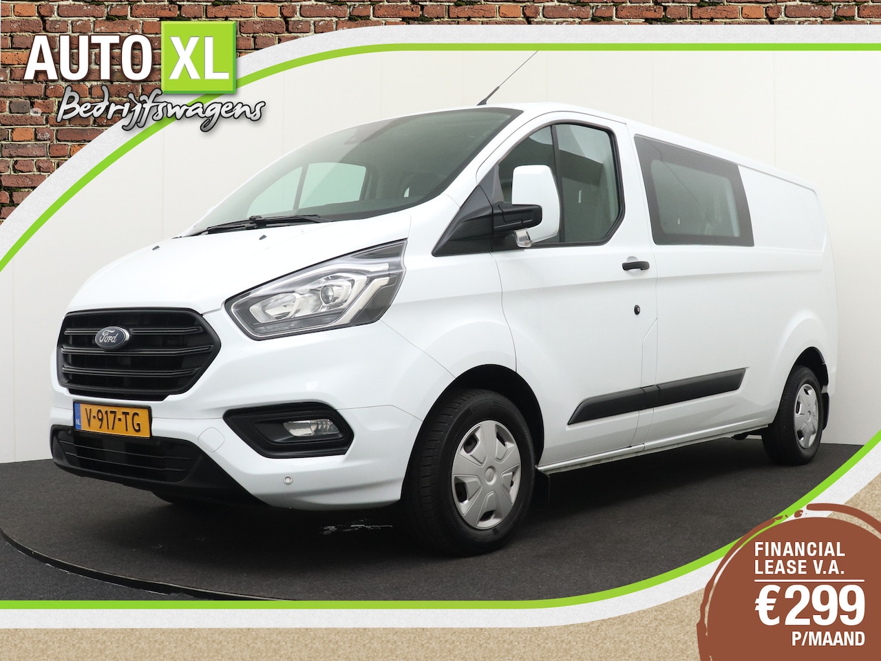 Ford Transit Custom - 300 2.0D L2H1 Trend DC 6-Pers Trekhaak Betimmering Cruise - AutoWereld.nl