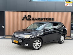 Mitsubishi Outlander - 2.0 PHEV instyle NAP APK PANO LEER CAMERA