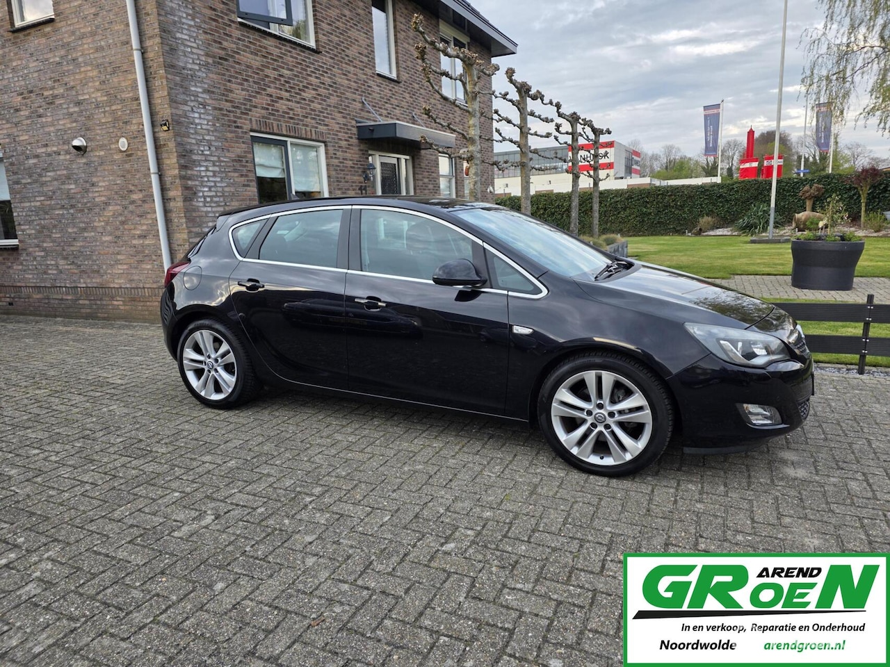 Opel Astra - 1.6 Turbo Sport met lage NAP km stand - AutoWereld.nl