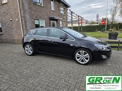 Opel Astra - 1.6 Turbo Sport met lage NAP km stand