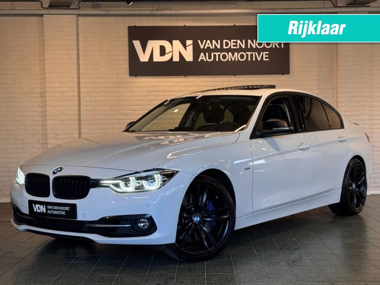BMW 3-serie - 340i M Sport Line B58 326pk Pano LED PDC Trekhaak 19'' - AutoWereld.nl