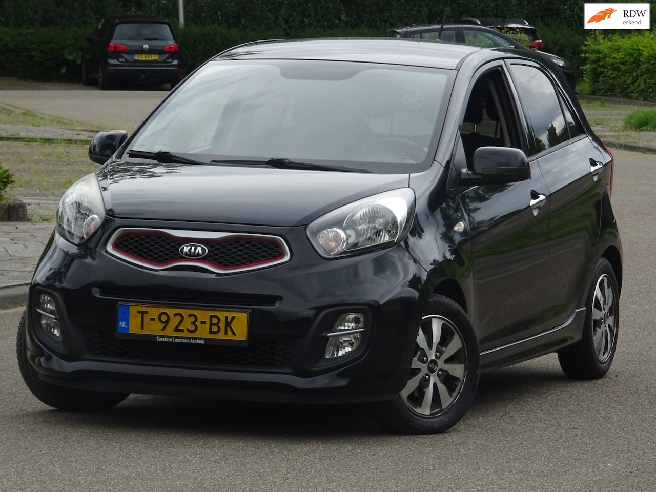 Kia Picanto - 1.2 CVVT World Cup Ed. BJ2015 AIRCO/STOELVW/APK - AutoWereld.nl