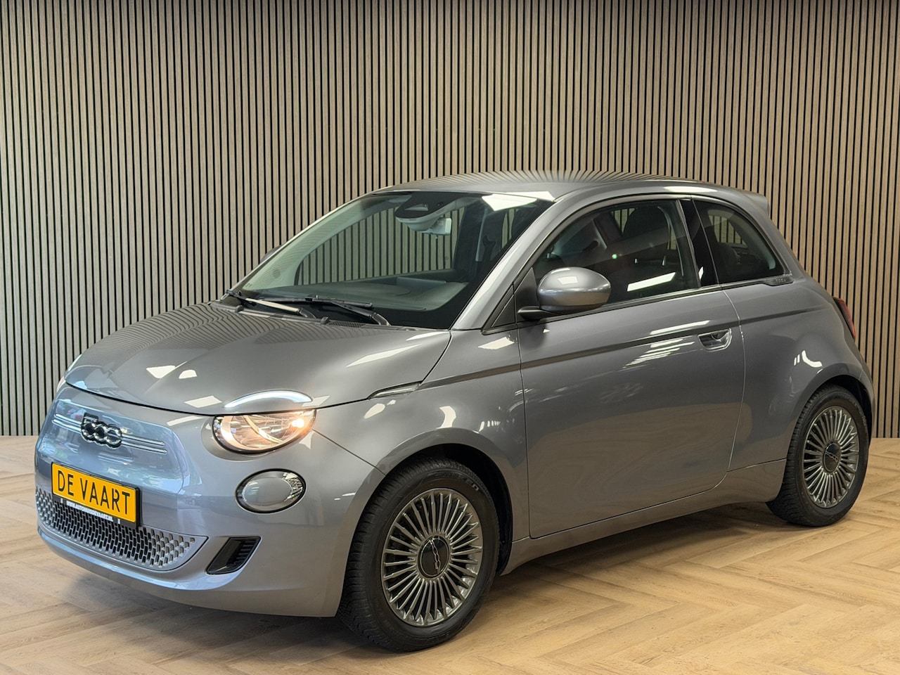 Fiat 500e - Icon 42 kWh SOH 91% NAVIGATIE CRUISE CLIMATE CONTROL CAMERA LED CARPLAY - AutoWereld.nl