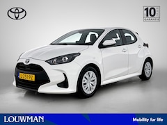 Toyota Yaris - 1.5 Hybrid Active | BTW Voertuig | Dealer onderhouden | Trekhaak afneembaar | Apple CarPla